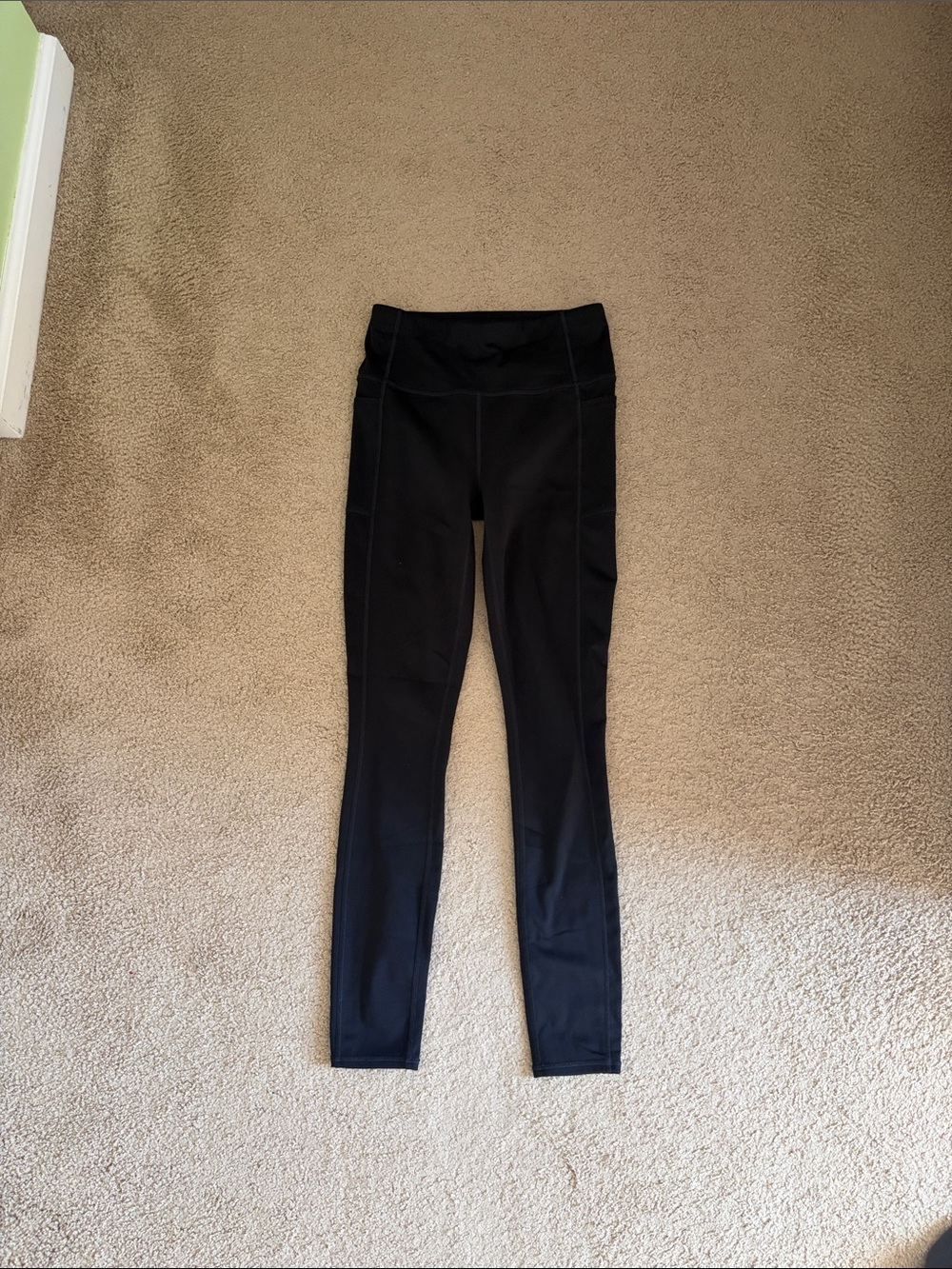 Women’s Leggings - Picture 2 of 2